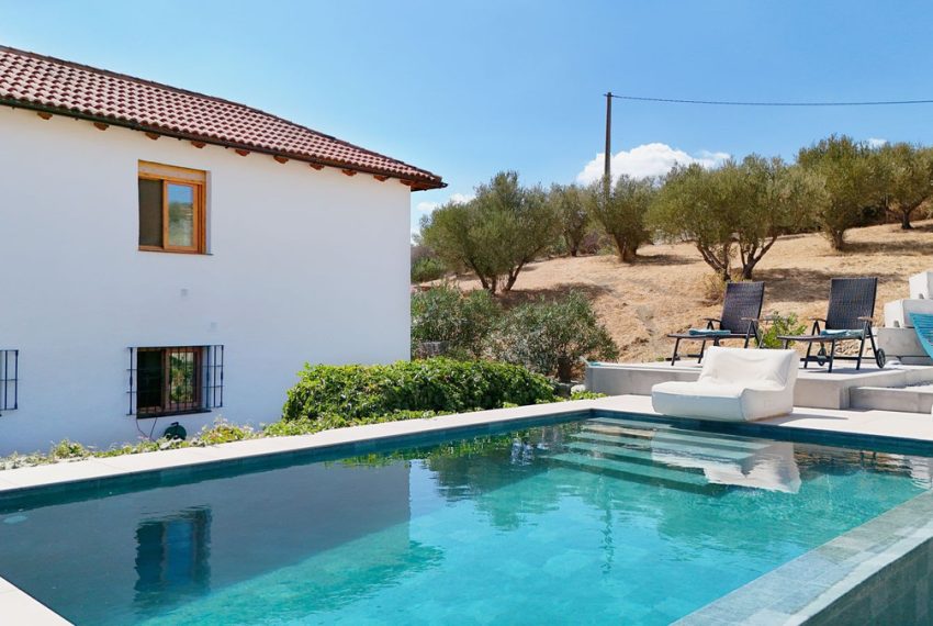 R5163760-Villa-For-Sale-Coin-Detached-2-Beds-172-Built-1