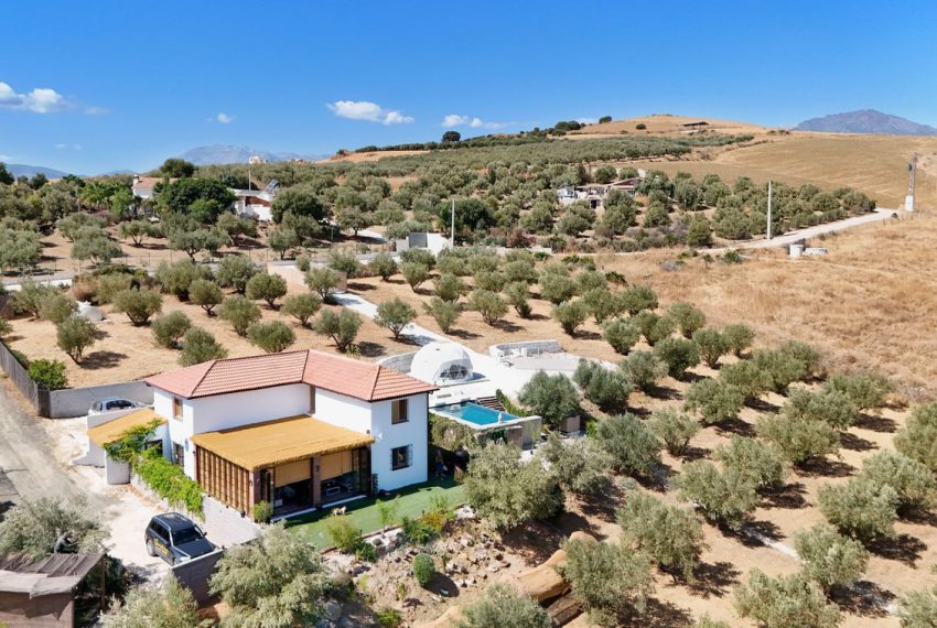 R5163760-Villa-For-Sale-Coin-Detached-2-Beds-172-Built