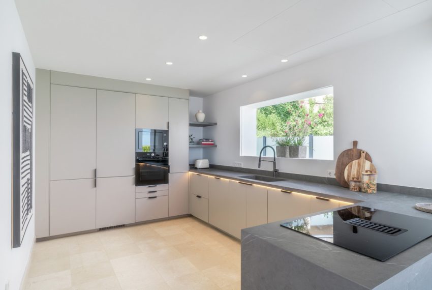 R5164375-Villa-For-Sale-Benahavis-Detached-5-Beds-500-Built-3