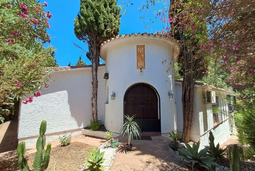 R5166562-Villa-For-Sale-Calahonda-Detached-3-Beds-227-Built-1