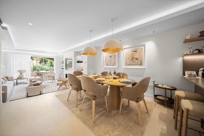 R5167342-Townhouse-For-Sale-Aloha-Terraced-3-Beds-225-Built-2