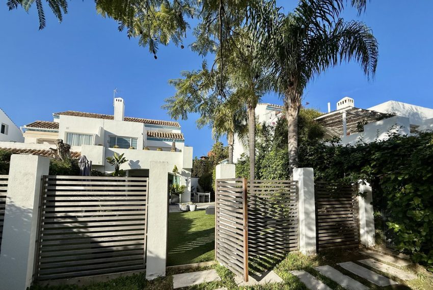 R5169469-Villa-For-Sale-Guadalmina-Baja-Semi-Detached-4-Beds-220-Built-18