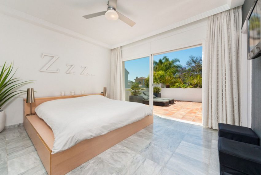 R5169469-Villa-For-Sale-Guadalmina-Baja-Semi-Detached-4-Beds-220-Built-19