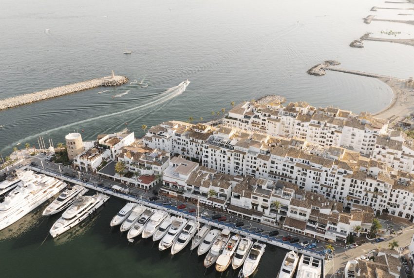 R5170501-Apartment-For-Sale-Puerto-Banus-Duplex-3-Beds-275-Built-13