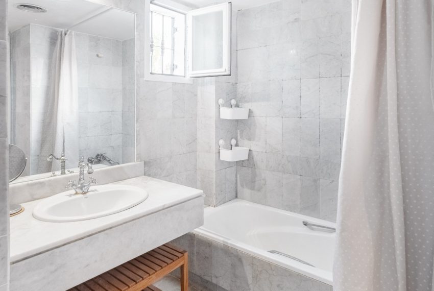 R5171035-Apartment-For-Sale-Nueva-Andalucia-Penthouse-Duplex-2-Beds-110-Built-15