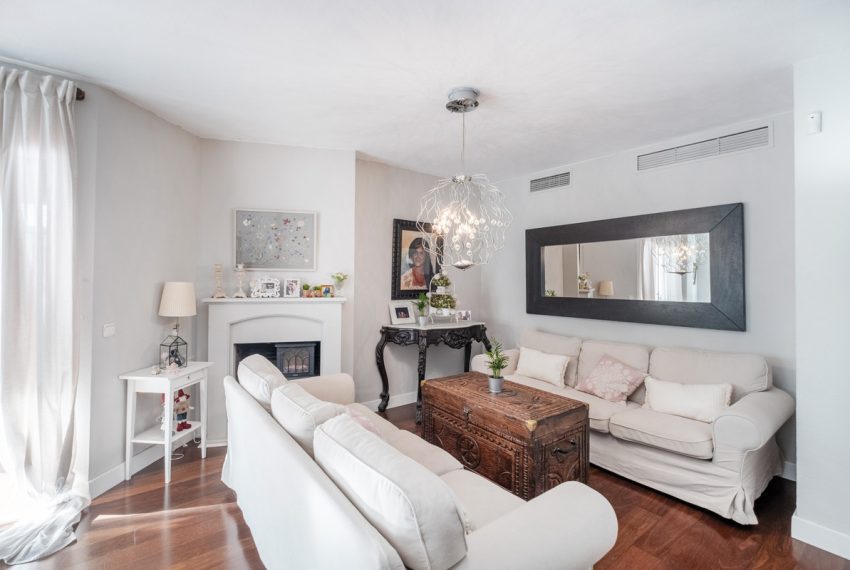 R5171035-Apartment-For-Sale-Nueva-Andalucia-Penthouse-Duplex-2-Beds-110-Built-4