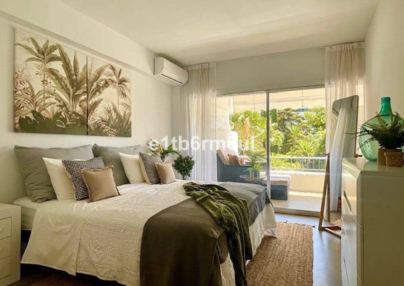 R5171083-Apartment-For-Sale-The-Golden-Mile-Middle-Floor-1-Beds-105-Built-11