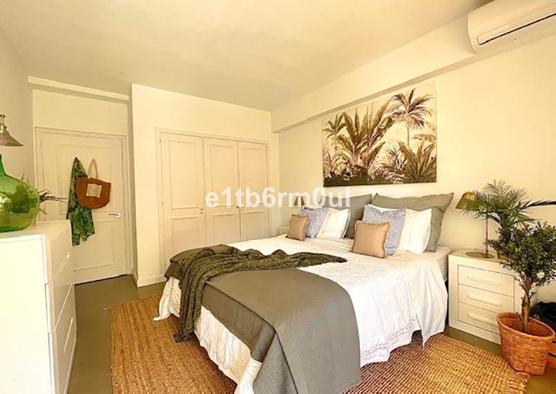 R5171083-Apartment-For-Sale-The-Golden-Mile-Middle-Floor-1-Beds-105-Built-12