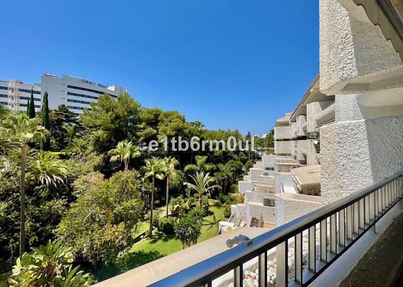 R5171083-Apartment-For-Sale-The-Golden-Mile-Middle-Floor-1-Beds-105-Built