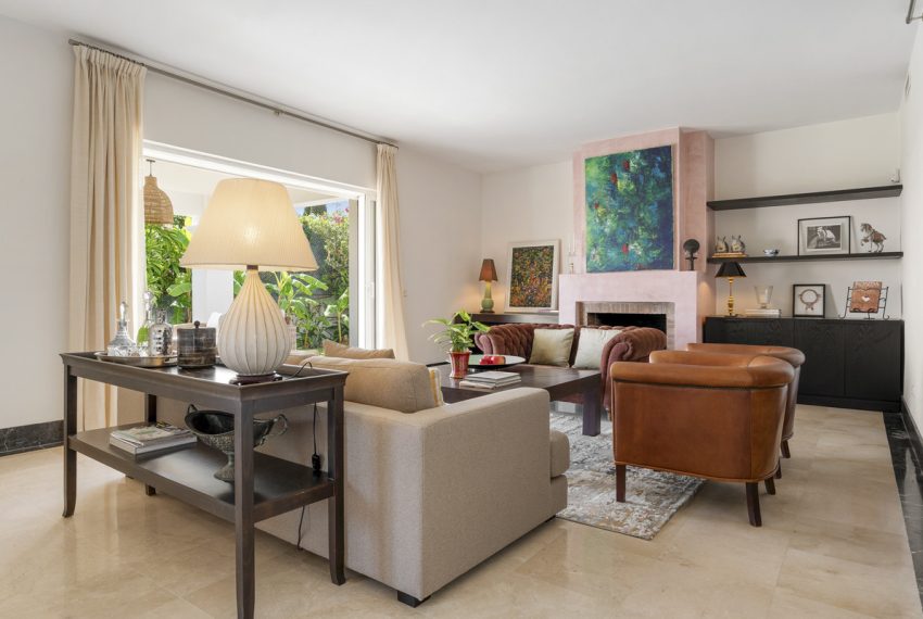 R5171176-Villa-For-Sale-Nueva-Andalucia-Detached-3-Beds-306-Built-4