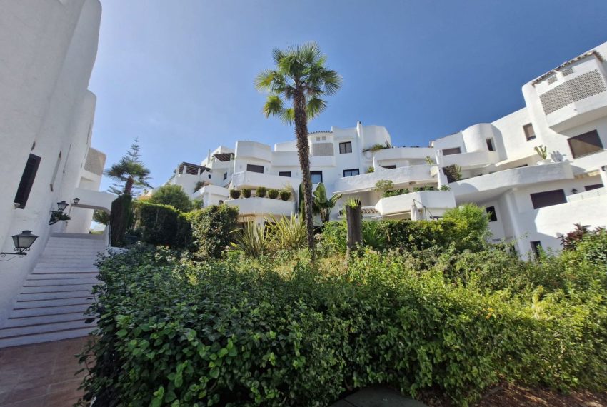 R5171572-Apartment-For-Sale-The-Golden-Mile-Ground-Floor-2-Beds-88-Built-12