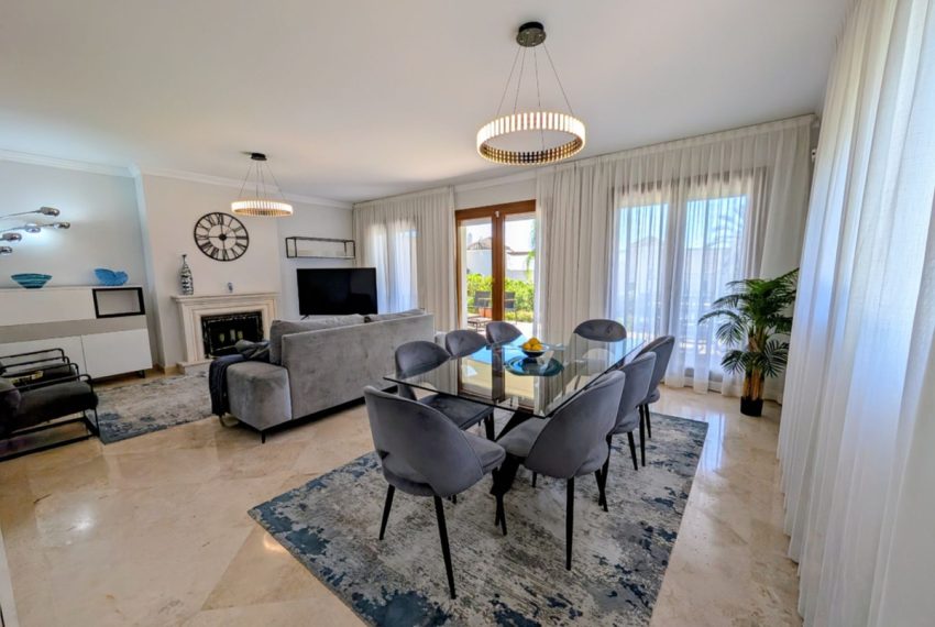 R5171575-Villa-For-Sale-El-Paraiso-Semi-Detached-4-Beds-215-Built-11