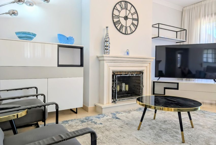 R5171575-Villa-For-Sale-El-Paraiso-Semi-Detached-4-Beds-215-Built-12