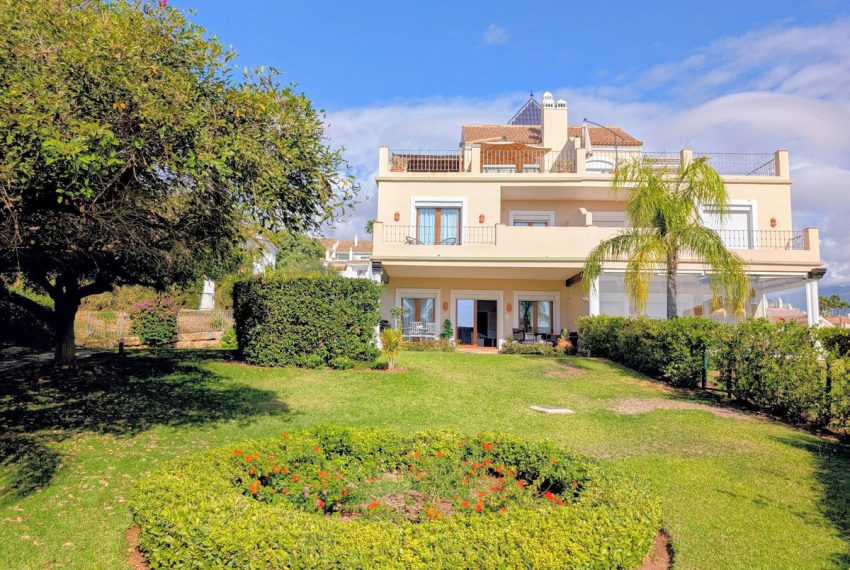 R5171575-Villa-For-Sale-El-Paraiso-Semi-Detached-4-Beds-215-Built-2