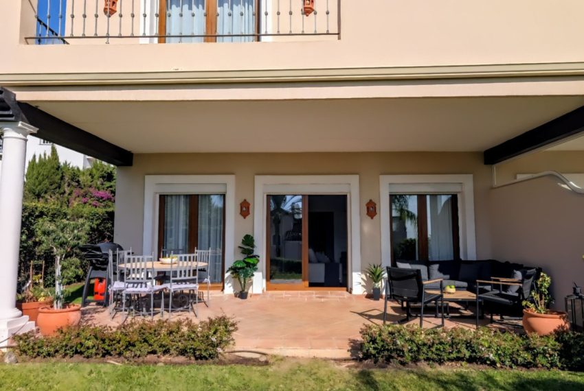 R5171575-Villa-For-Sale-El-Paraiso-Semi-Detached-4-Beds-215-Built-4