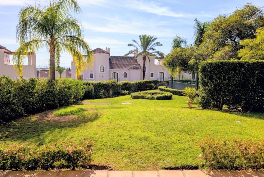 R5171575-Villa-For-Sale-El-Paraiso-Semi-Detached-4-Beds-215-Built-8