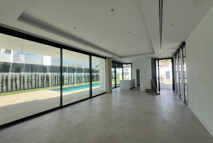 R5172730-Villa-For-Sale-Atalaya-Detached-5-Beds-302-Built-2