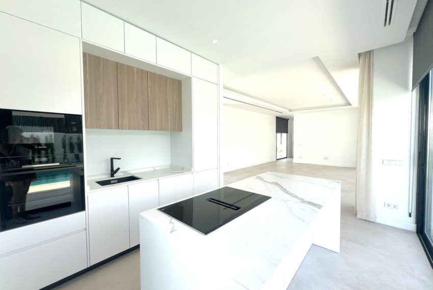 R5172730-Villa-For-Sale-Atalaya-Detached-5-Beds-302-Built-4