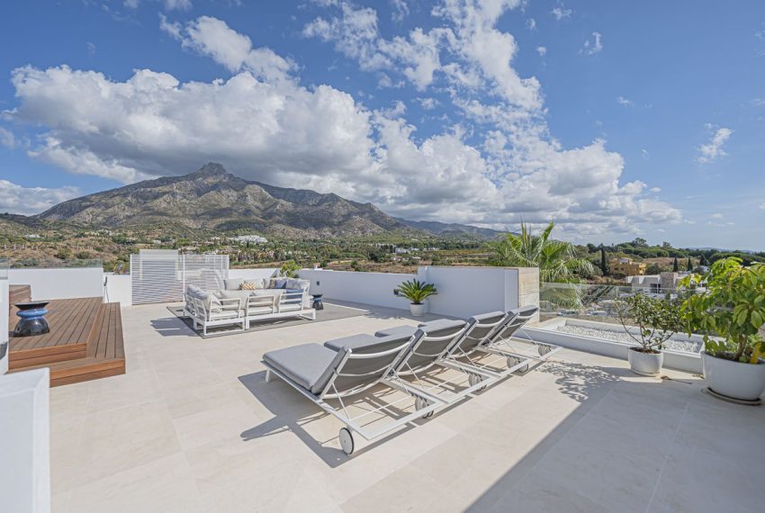 R5172739-Villa-For-Sale-The-Golden-Mile-Detached-5-Beds-471-Built-12