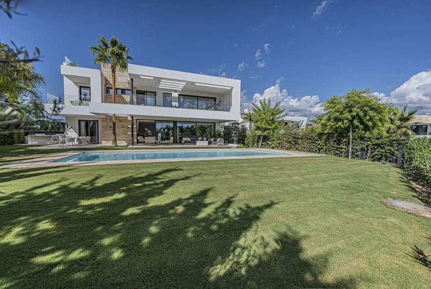 R5172739-Villa-For-Sale-The-Golden-Mile-Detached-5-Beds-471-Built-2