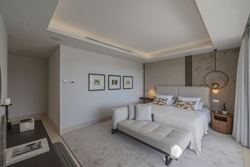 R5172739-Villa-For-Sale-The-Golden-Mile-Detached-5-Beds-471-Built-4