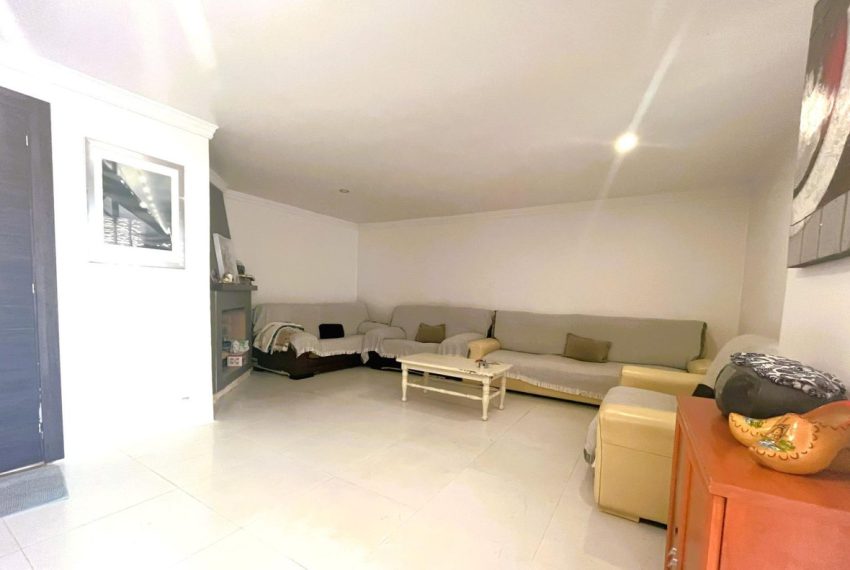 R5172778-Villa-For-Sale-Estepona-Semi-Detached-3-Beds-80-Built-12