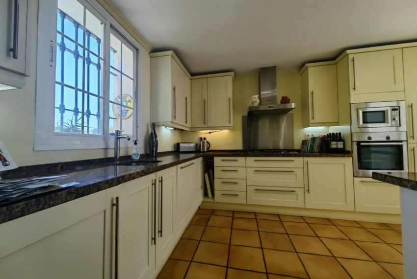 R5173057-Villa-For-Sale-Estepona-Detached-3-Beds-289-Built-17