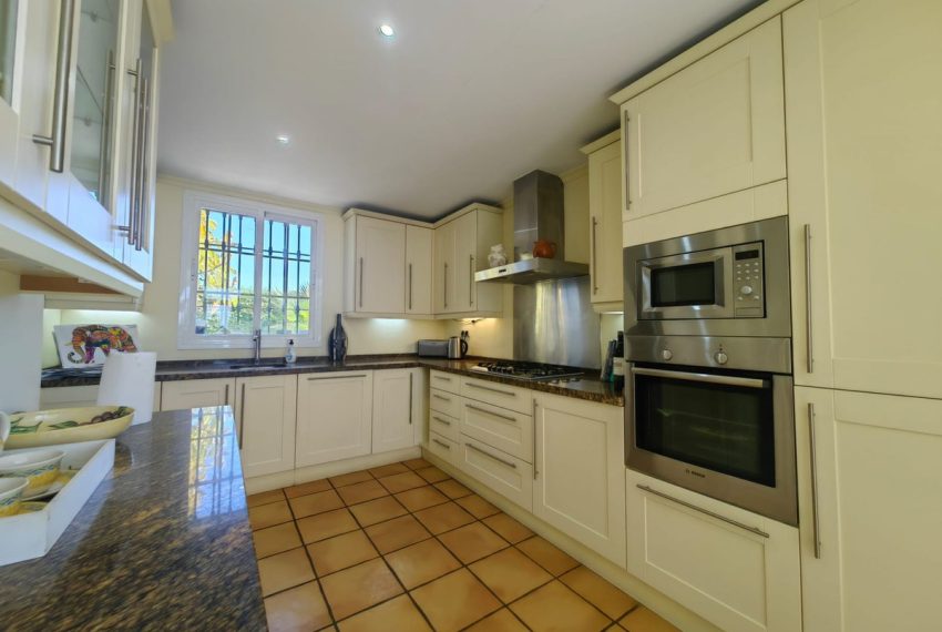 R5173057-Villa-For-Sale-Estepona-Detached-3-Beds-289-Built-18