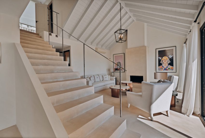 R5173534-Townhouse-For-Sale-The-Golden-Mile-Detached-4-Beds-148-Built-14