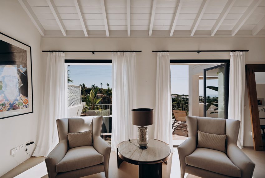 R5173534-Townhouse-For-Sale-The-Golden-Mile-Detached-4-Beds-148-Built-9