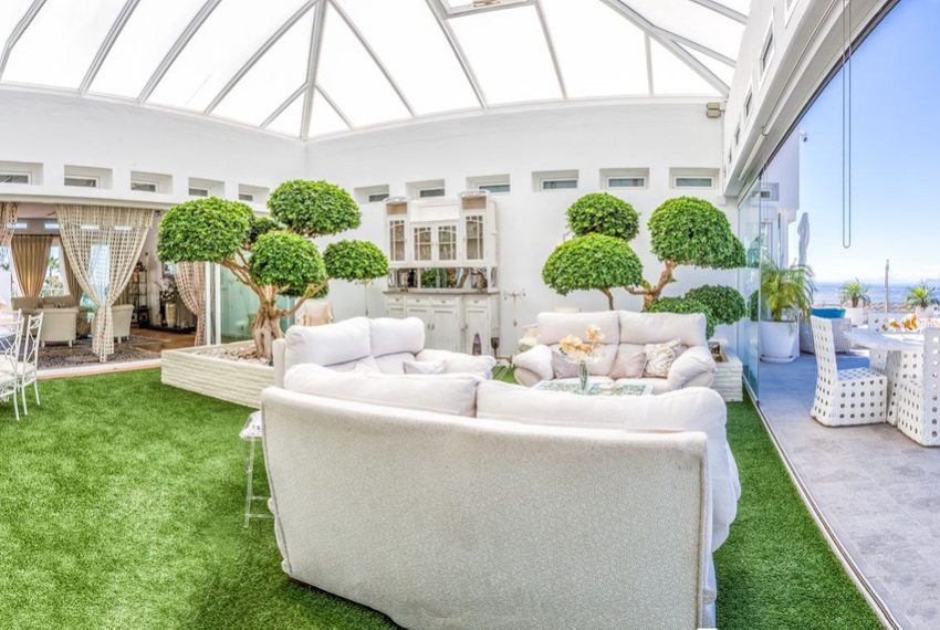 R5173648-Villa-For-Sale-Estepona-Detached-7-Beds-900-Built-13