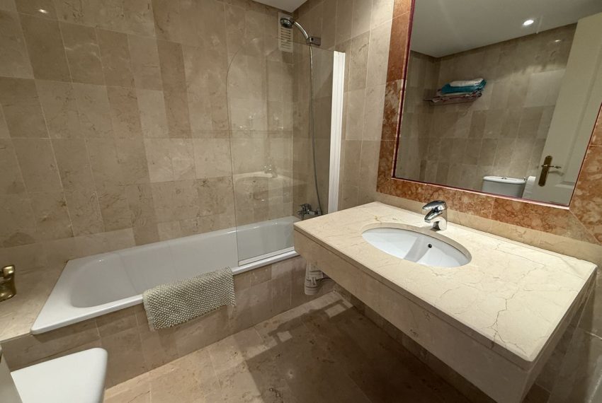 R5173657-Apartment-For-Sale-El-Presidente-Penthouse-2-Beds-93-Built-7