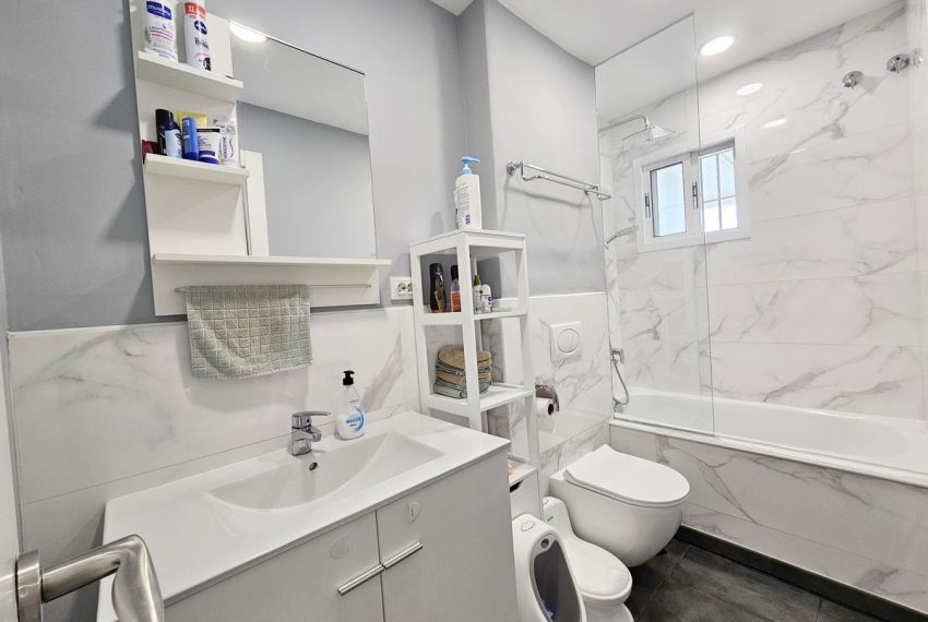 R5173660-Villa-For-Sale-Coin-Detached-2-Beds-161-Built-19