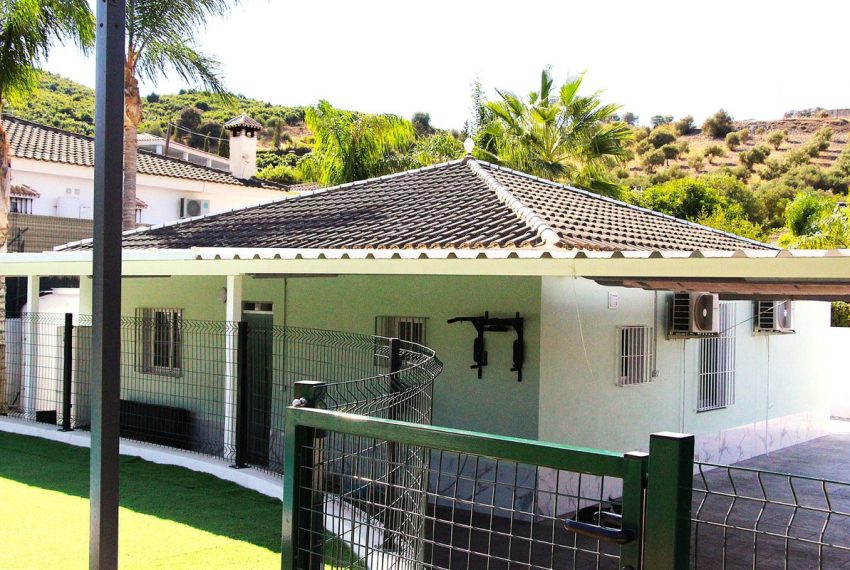 R5173660-Villa-For-Sale-Coin-Detached-2-Beds-161-Built-3