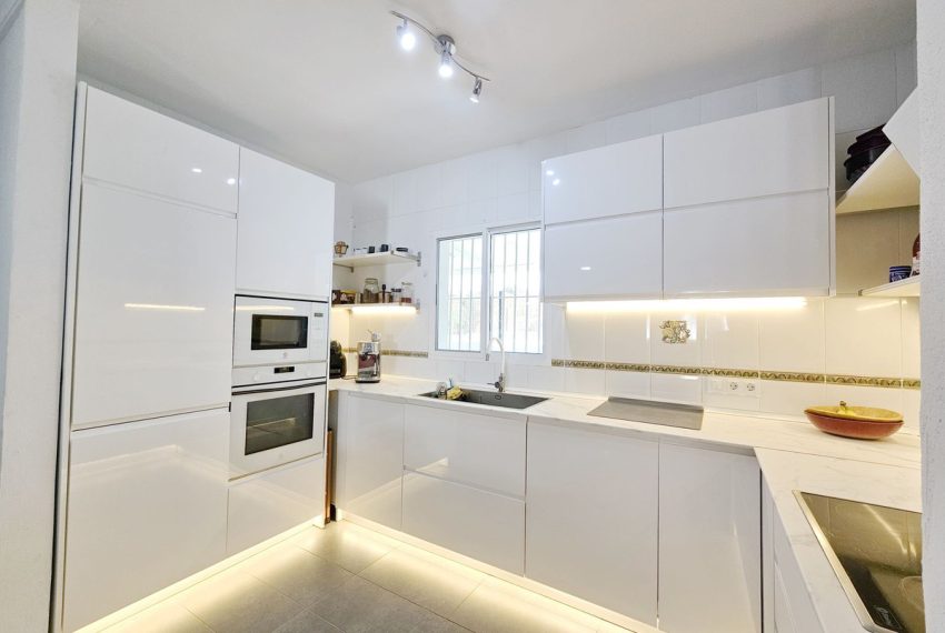 R5173660-Villa-For-Sale-Coin-Detached-2-Beds-161-Built-9
