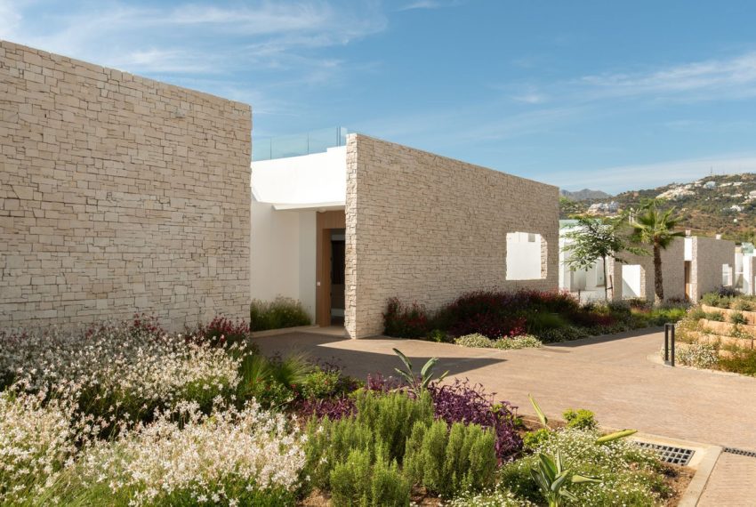 R5173798-Villa-For-Sale-Santa-Clara-Semi-Detached-4-Beds-290-Built-2