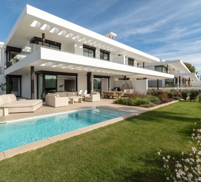 R5173798-Image 1-Semi Detached - 4 Beds - 290 Built