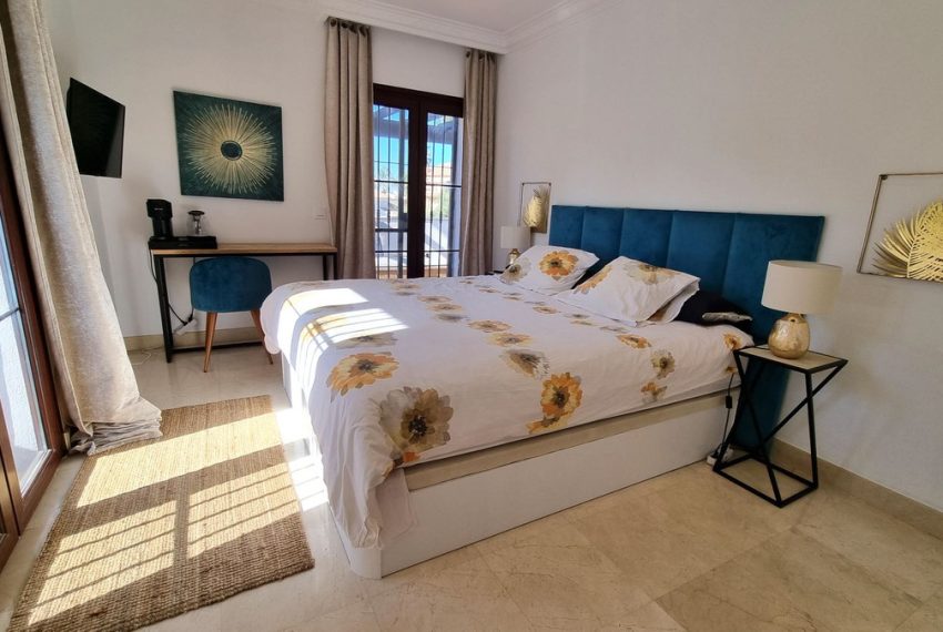 R5173849-Villa-For-Sale-El-Rosario-Detached-7-Beds-647-Built-19