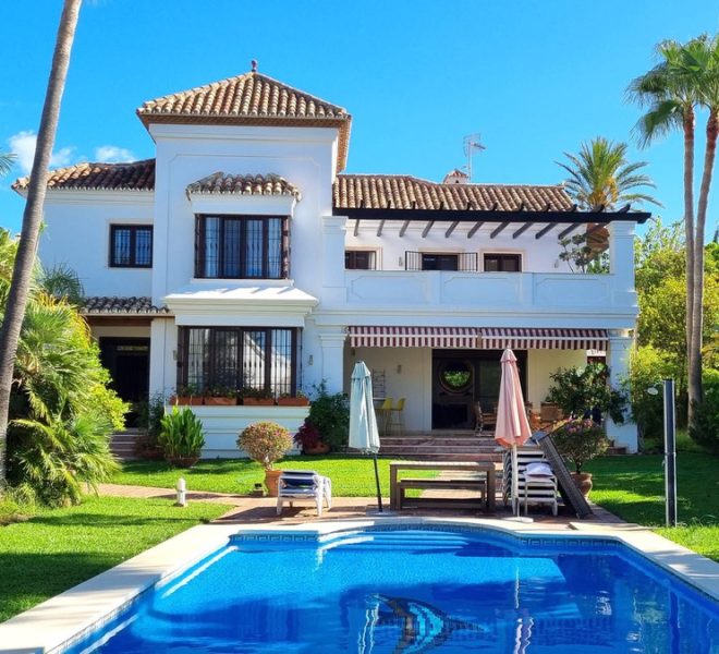 R5173849-Image 1-Detached - 7 Beds - 647 Built