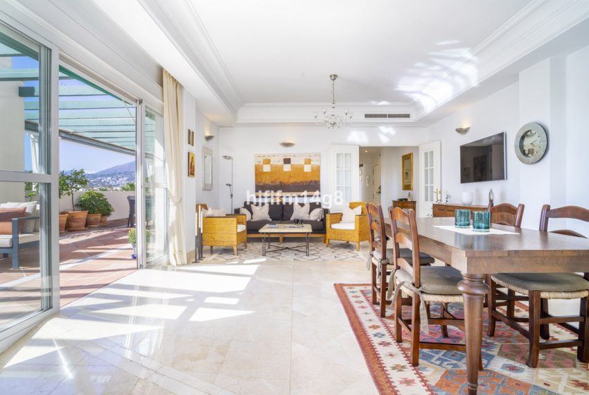 R5173996-Apartment-For-Sale-Nueva-Andalucia-Penthouse-3-Beds-161-Built-4