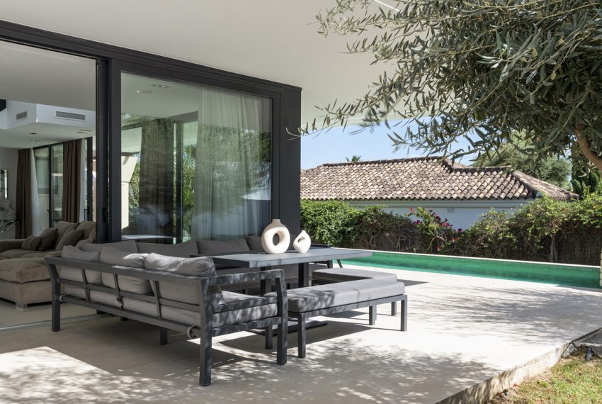 R5174071-Villa-For-Sale-Nueva-Andalucia-Detached-5-Beds-635-Built-4