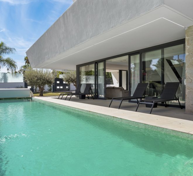 R5174071-Image 1-Detached - 5 Beds - 635 Built