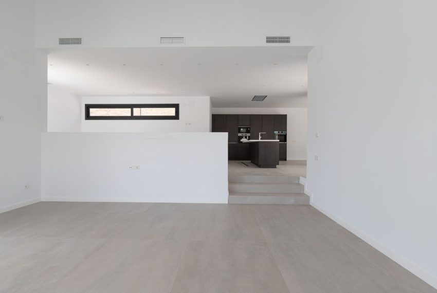 R5176522-Villa-For-Sale-Elviria-Detached-4-Beds-429-Built-3