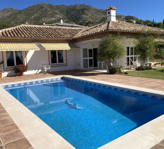 R5176984-Image 1-Detached - 4 Beds - 246 Built