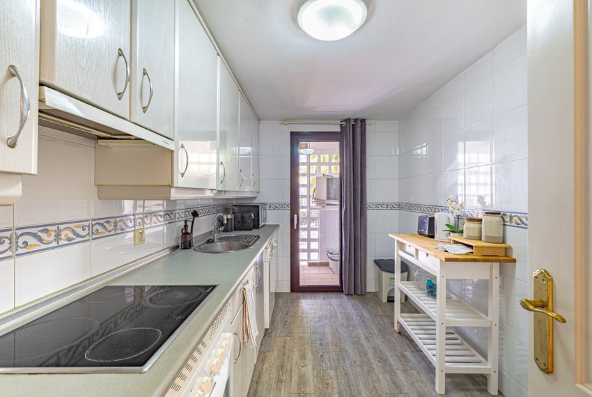 R5177425-Apartment-For-Sale-Nueva-Andalucia-Middle-Floor-2-Beds-107-Built-1