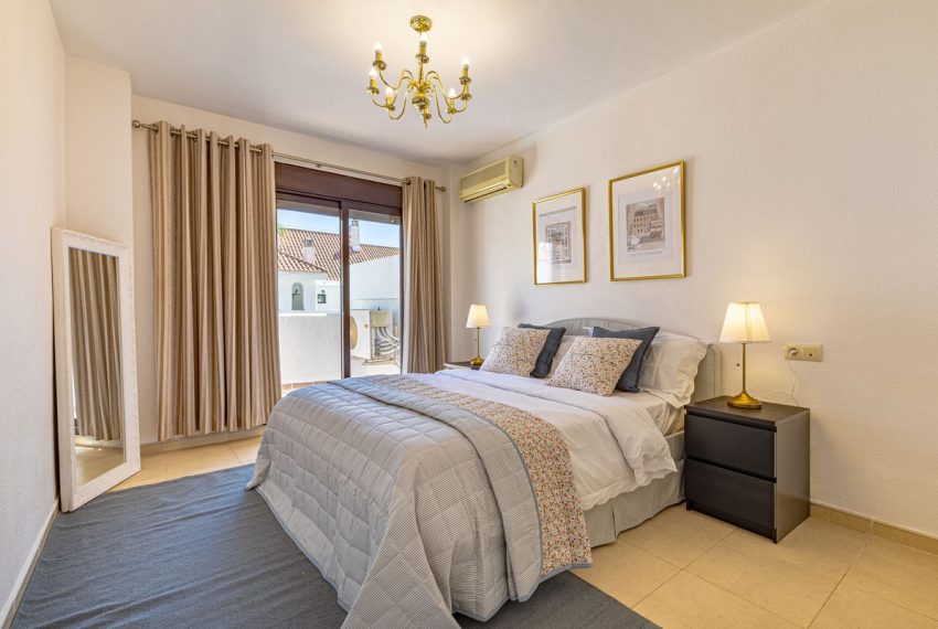 R5177425-Apartment-For-Sale-Nueva-Andalucia-Middle-Floor-2-Beds-107-Built-3