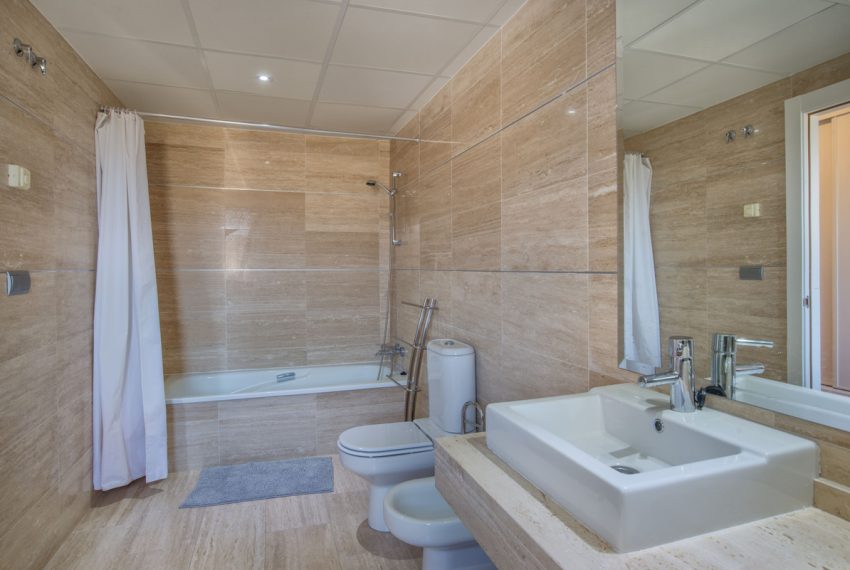 R5177488-Townhouse-For-Sale-Benahavis-Semi-Detached-3-Beds-362-Built-19