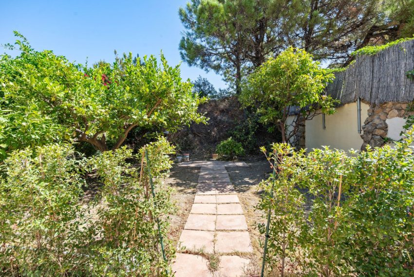 R5177557-Villa-For-Sale-Estepona-Finca-4-Beds-134-Built-10