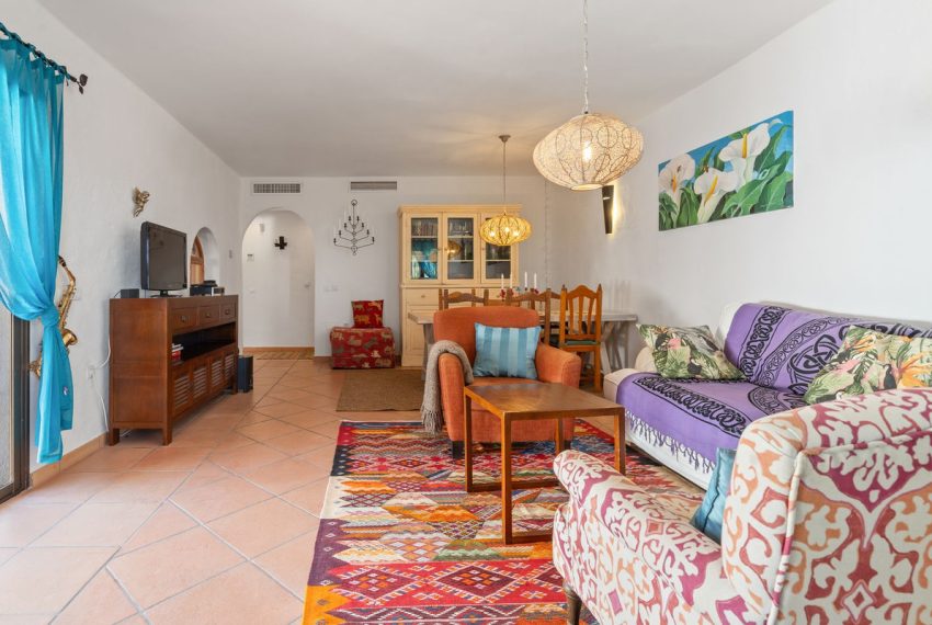 R5177557-Villa-For-Sale-Estepona-Finca-4-Beds-134-Built-3