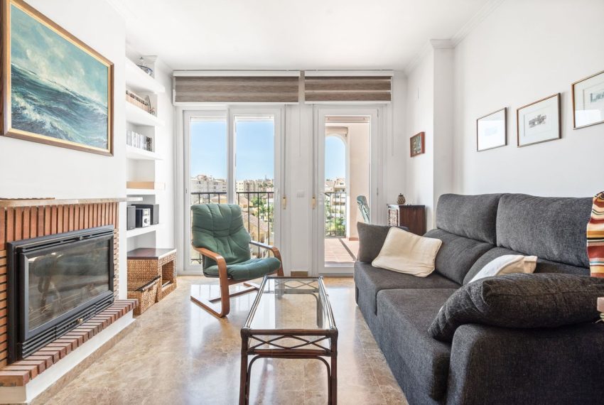 R5177578-Apartment-For-Sale-Estepona-Middle-Floor-2-Beds-85-Built-3